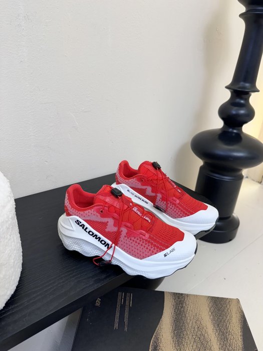 Кроссовки женские SALOMON XT WHISPER фото 2