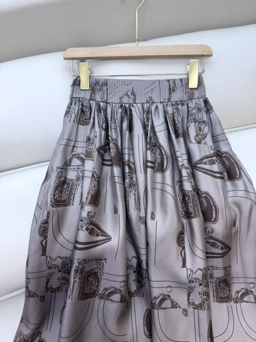 Костюм женский фото 7