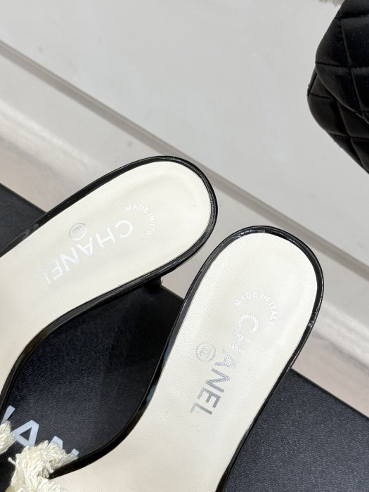 Босоножки фото 8