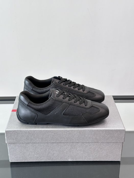 Кроссовки мужские