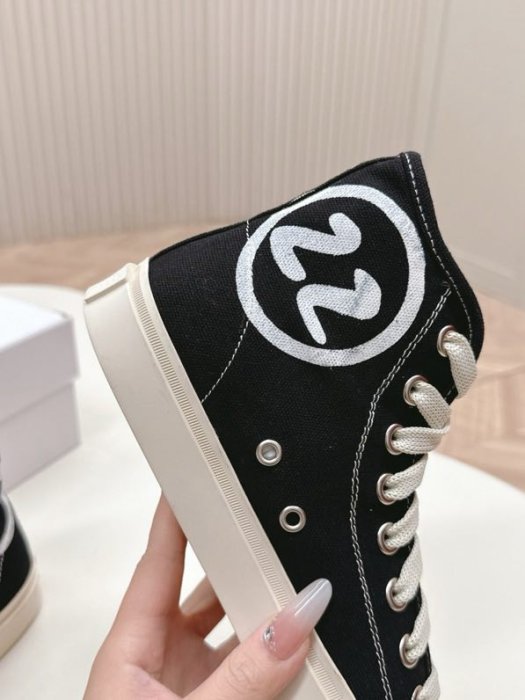 Кеды женские с раздвоенным носком фото 6