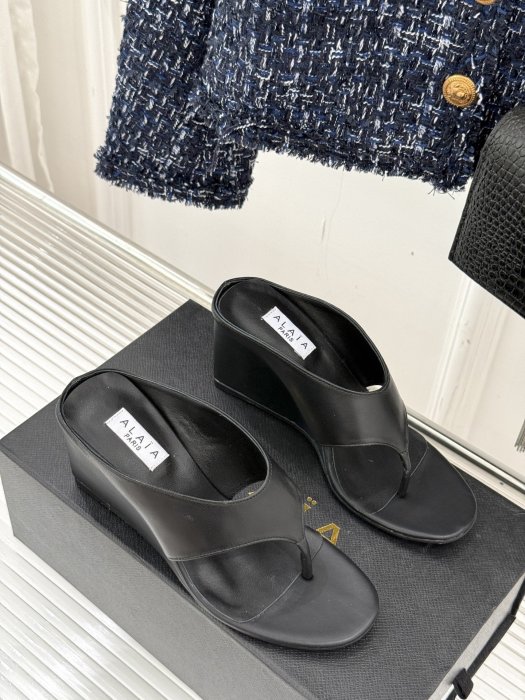 Босоножки фото 3