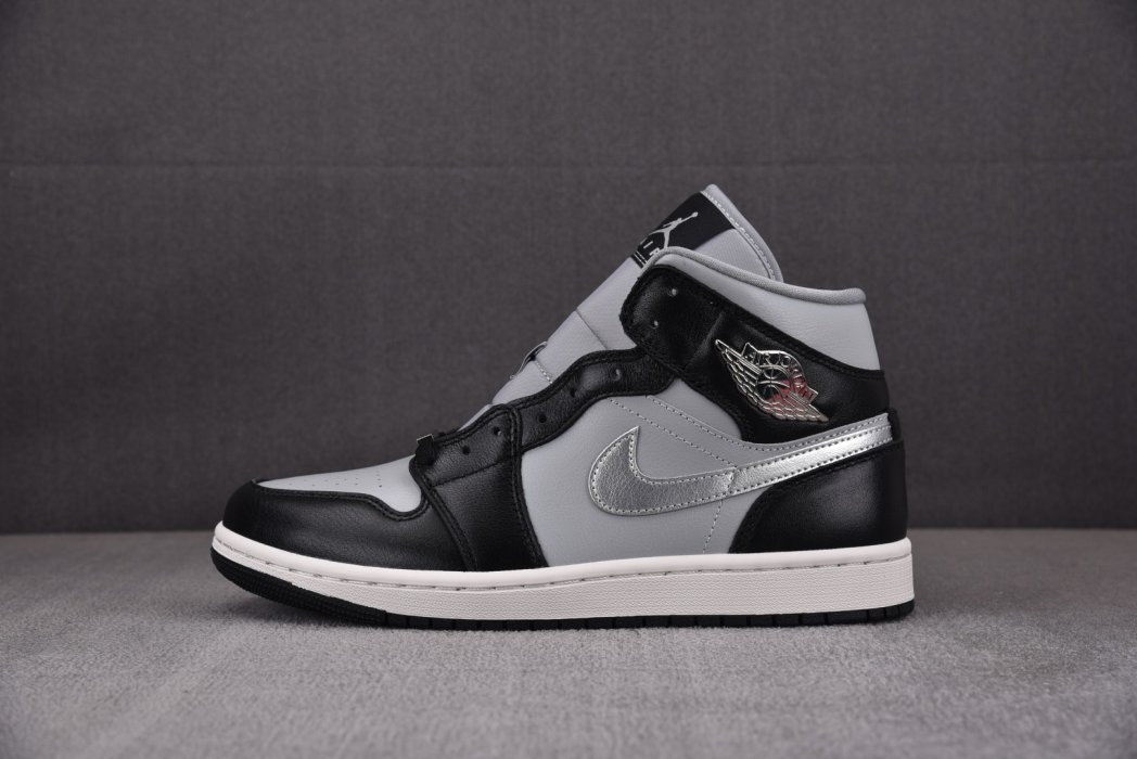 Sneakers Air Jordan Mid SE