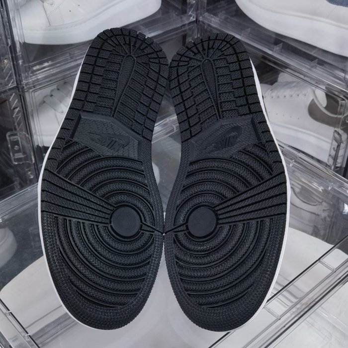 Sneakers Air Jordan 1 Retro Low Black Grey фото 6