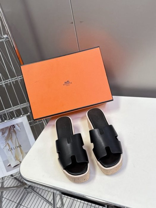 Босоножки фото 2