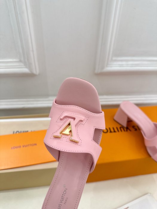 Босоножки фото 6