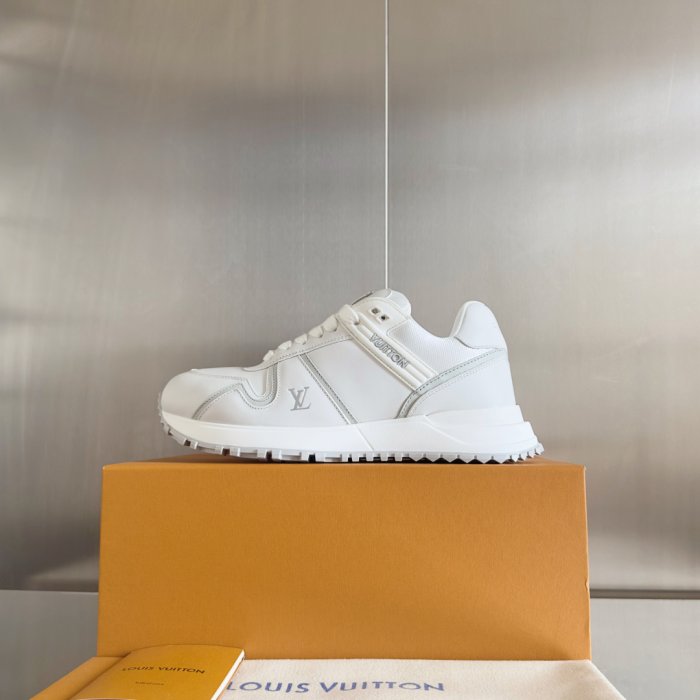 Кроссовки фото 5