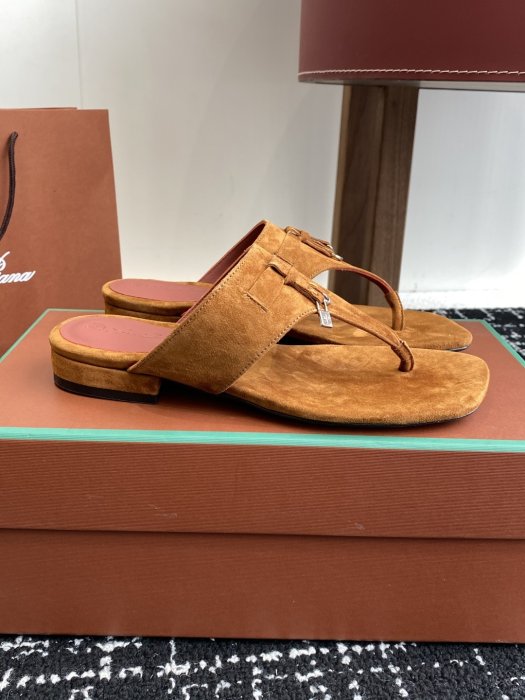 Шлепанцы фото 2