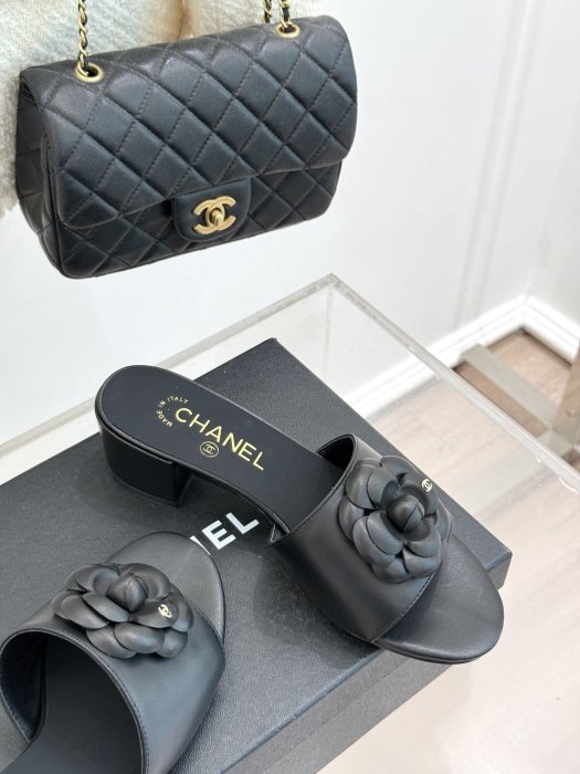 Босоножки фото 5