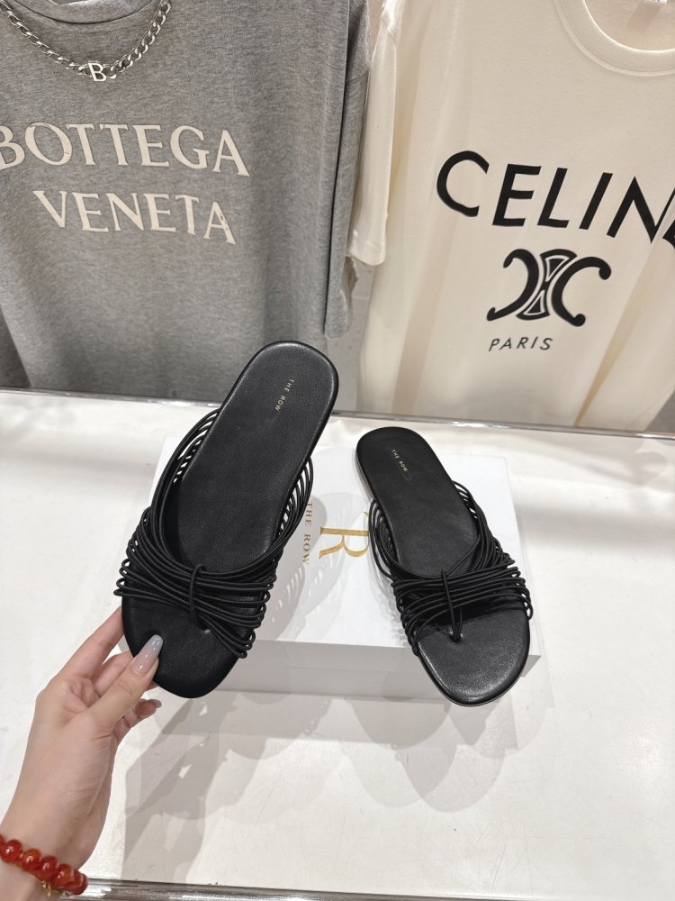 Шлепанцы женские фото 3