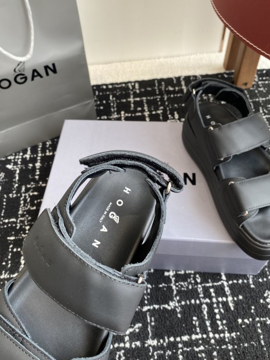 Сандалии женские фото 8