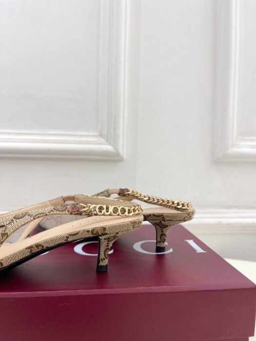 Босоножки фото 7