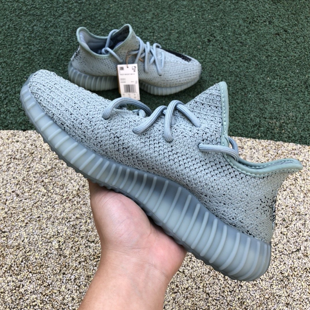 Кросівки Yeezy Boost 350 V2 фото 3