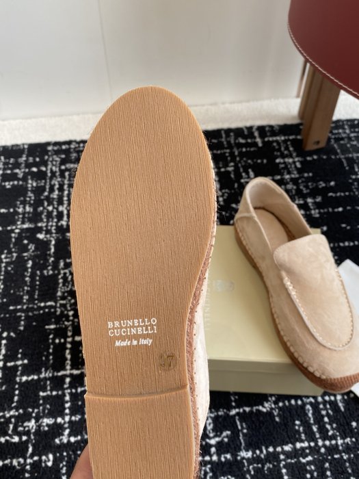 Туфли женские фото 9