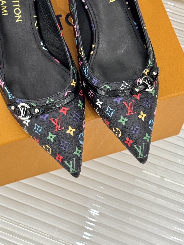 Босоножки фото 7