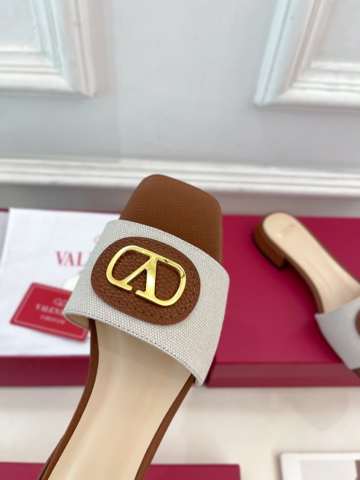 Босоножки фото 7