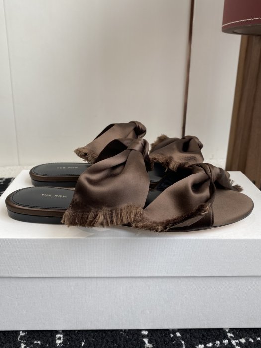 Босоножки фото 2