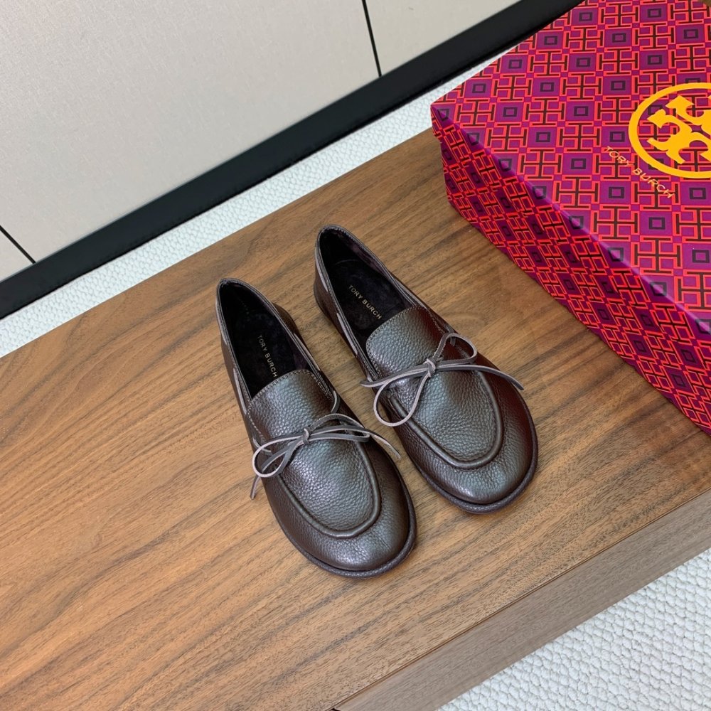 Туфлі жіночі фото 2