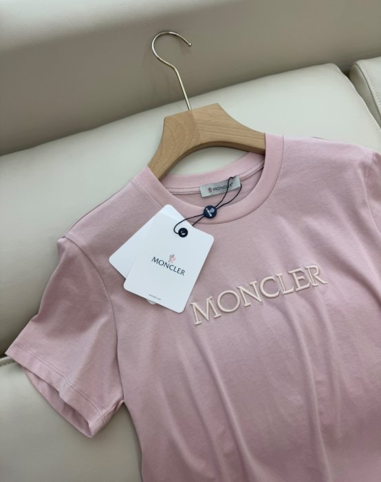 Футболка жіноча фото 7