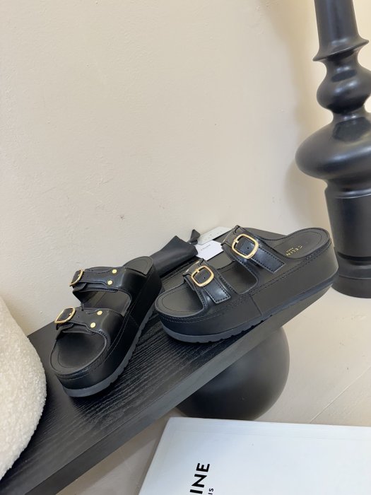 Шлепанцы женские фото 3