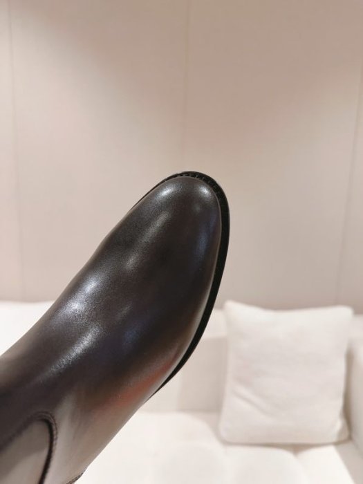Сапоги женские, кожаные, черные - размер 40 фото 2