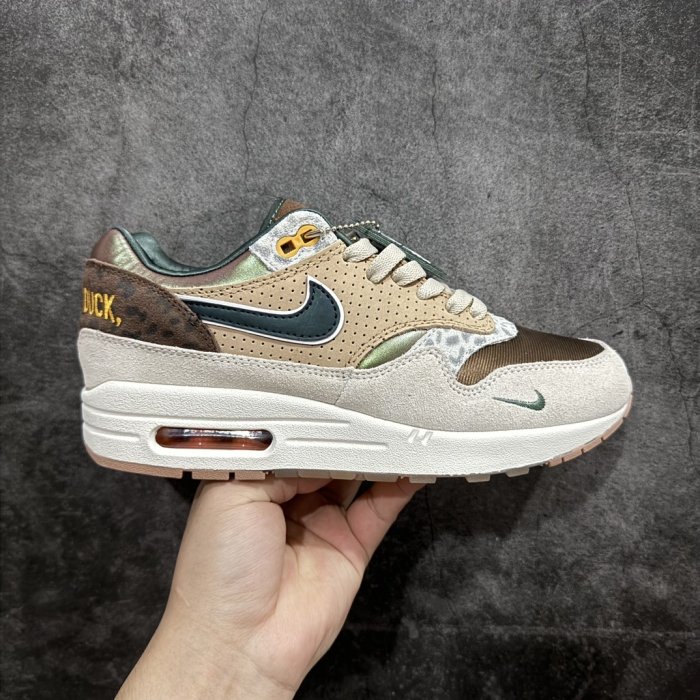 Кроссовки Division Street x Nike Air Max 1