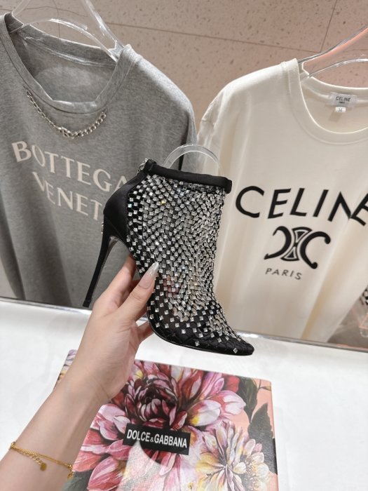 Босоніжки фото 4