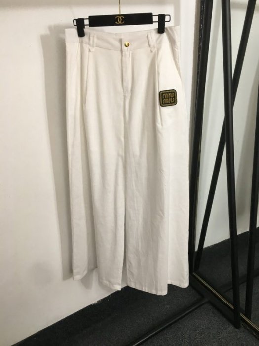 Костюм женский фото 2