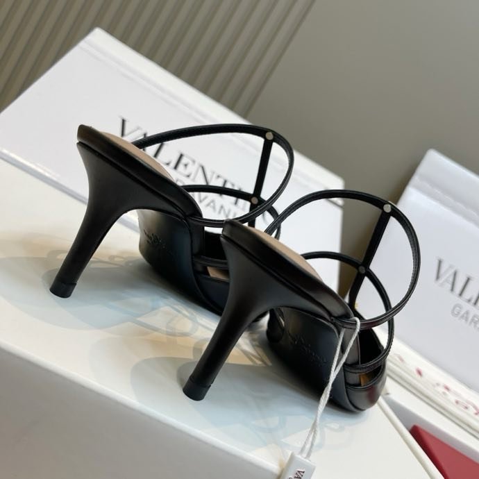 Босоножки фото 4