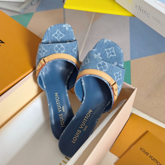 Босоножки фото 6