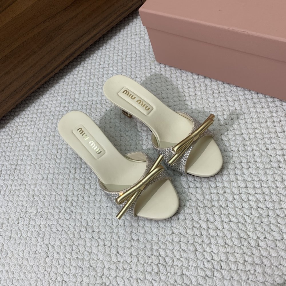 Босоніжки фото 3