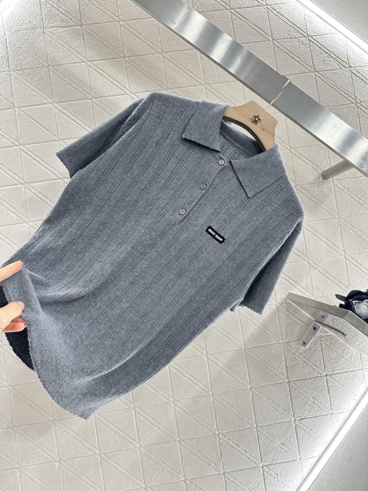 Футболка жіноча фото 6