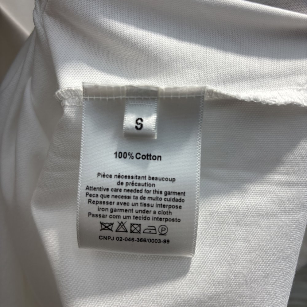 Футболка жіноча фото 9