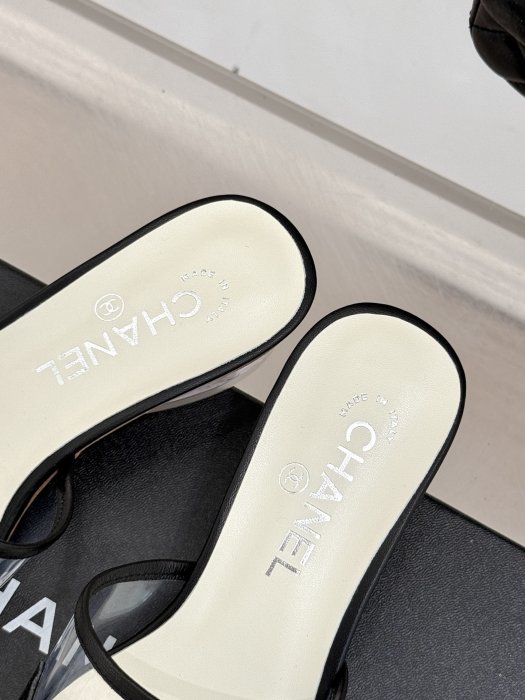 Босоножки фото 8