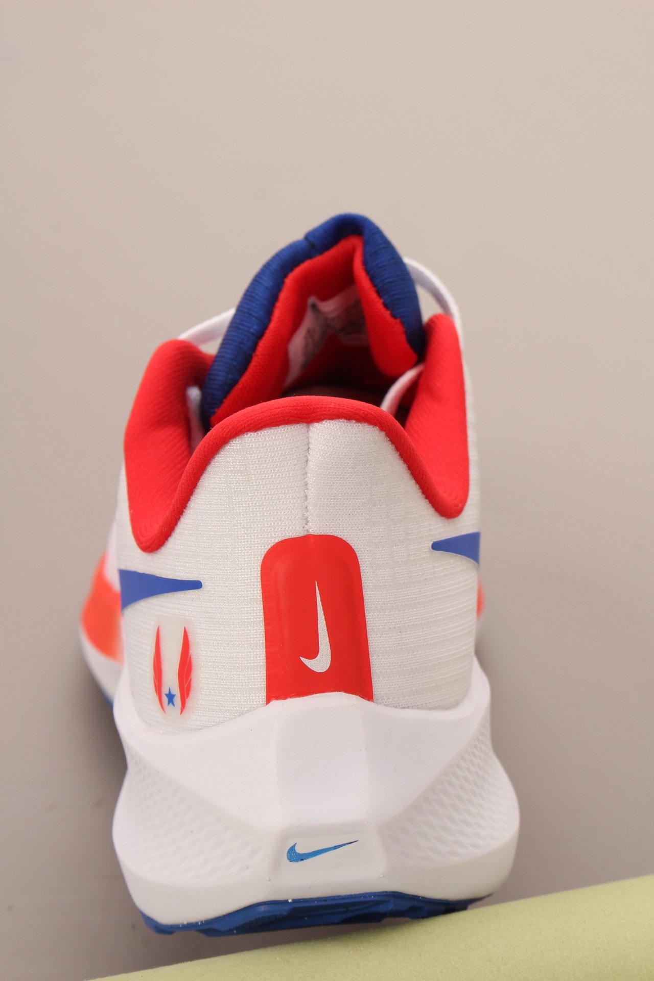 Sneakers Air Zoom Pegasus 39 White University Red Royal Blue DQ7885-100 фото 5