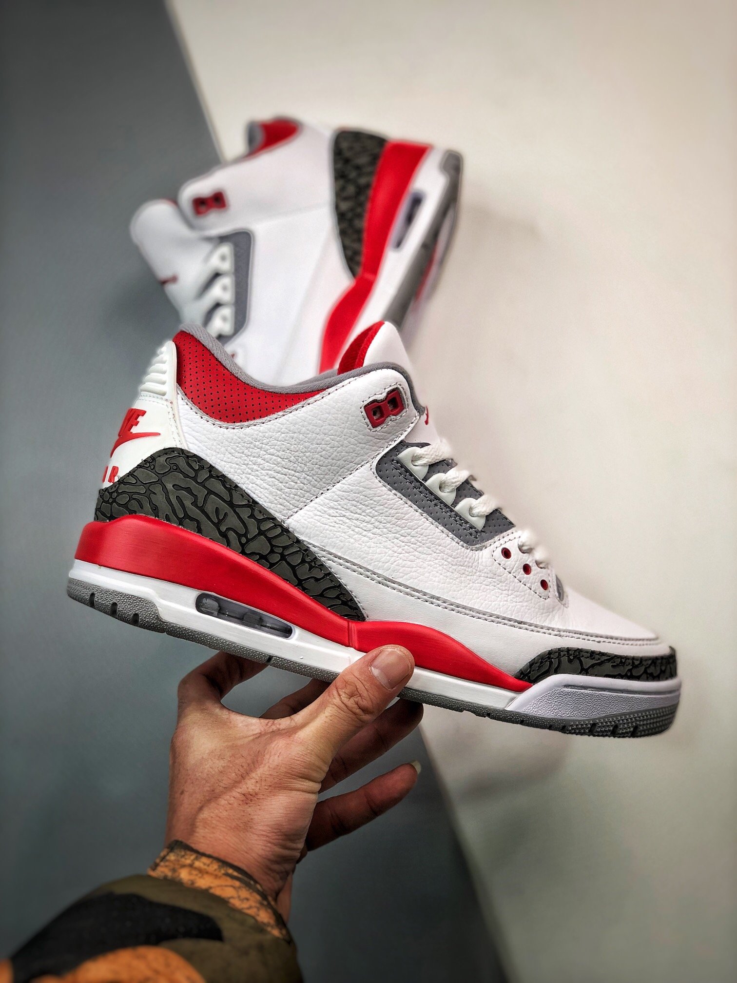 Red jordan sale 3s