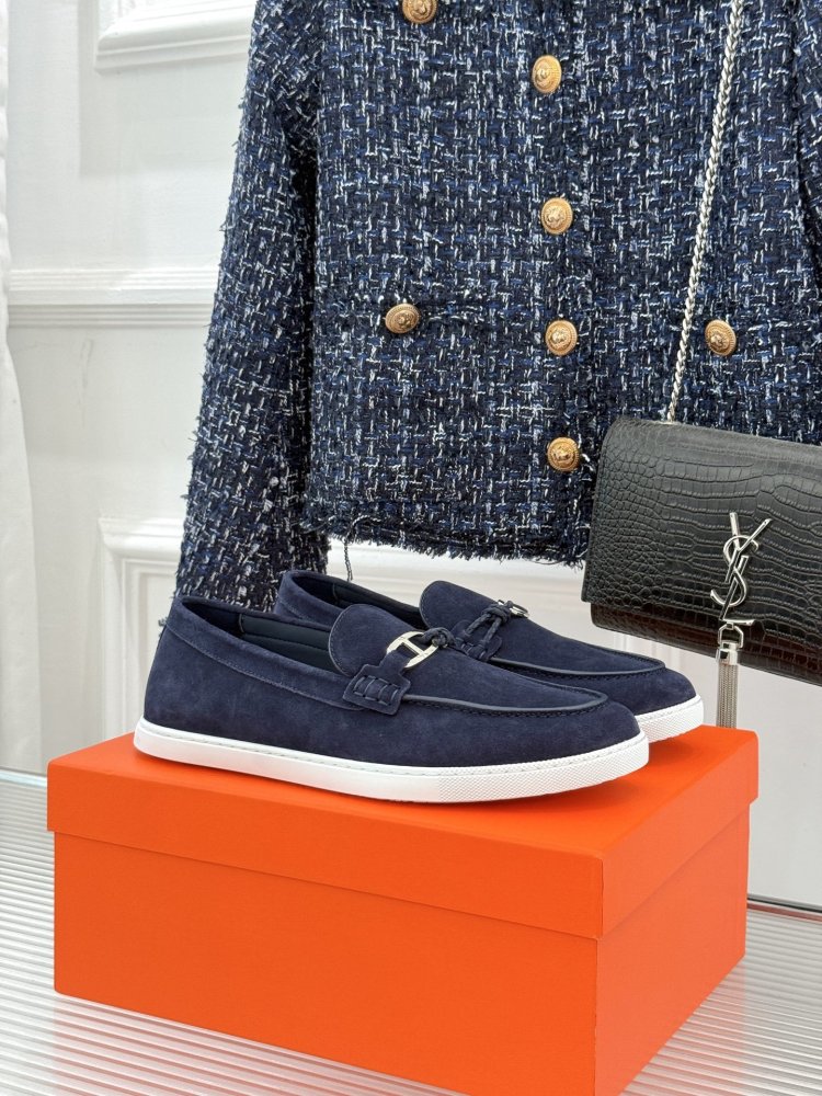 Лоферы женские