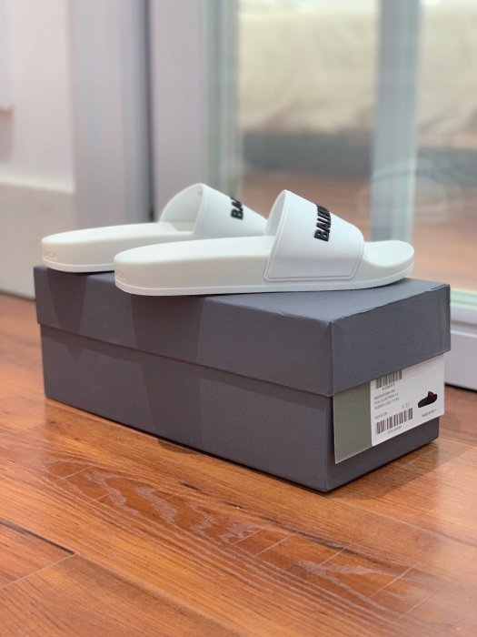 Шлепанцы фото 8