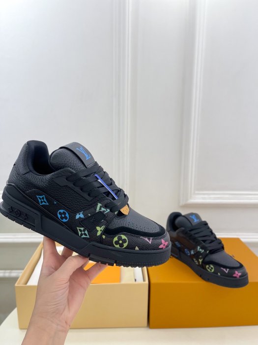 Sneakers фото 4