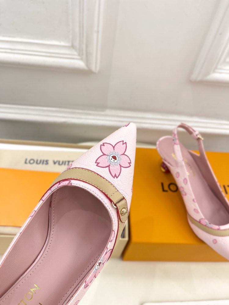 Босоніжки фото 6