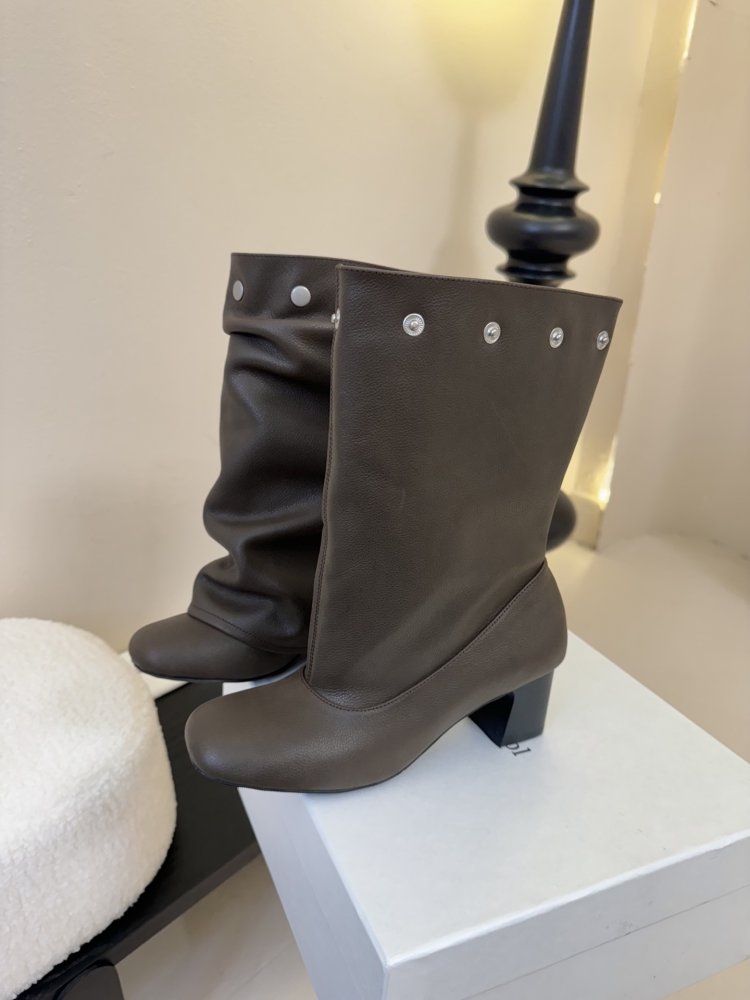 Boots women's фото 5