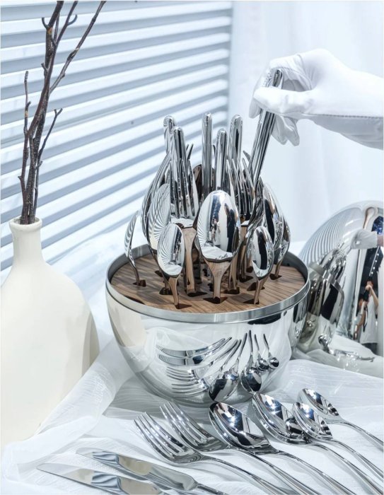 Набор столовых приборов Christofle Quinting Edition яйцо в серебре фото 10