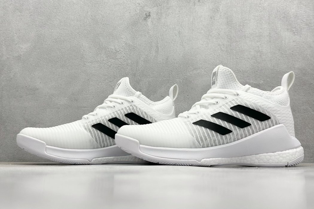 Кроссовки ADIDAS CRAZYFLIGHT MID фото 5