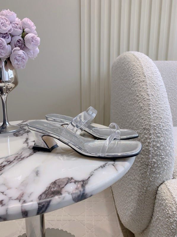 Босоніжки фото 2