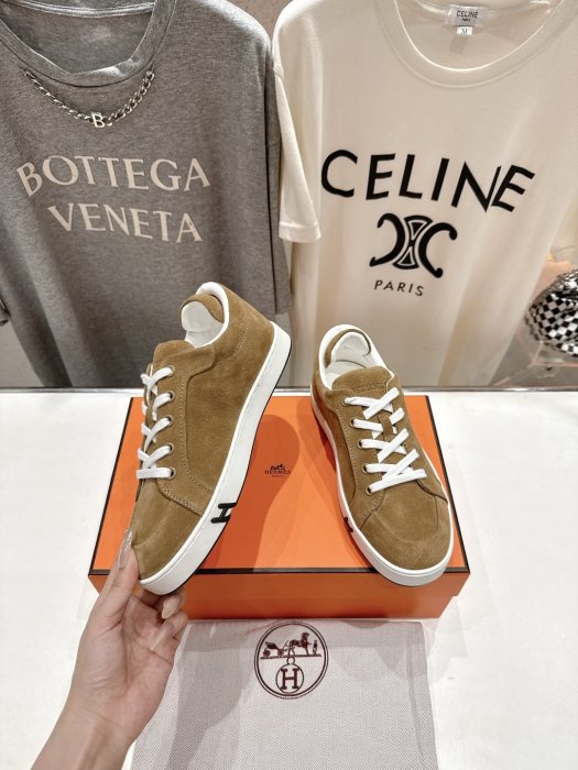 Кроссовки фото 4