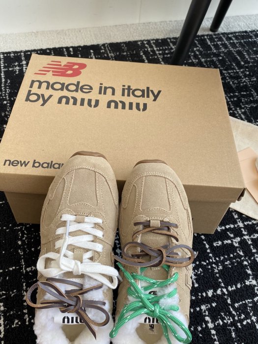 Кросівки на хутрі жіночі Miu Miu x New Balance 530 фото 5