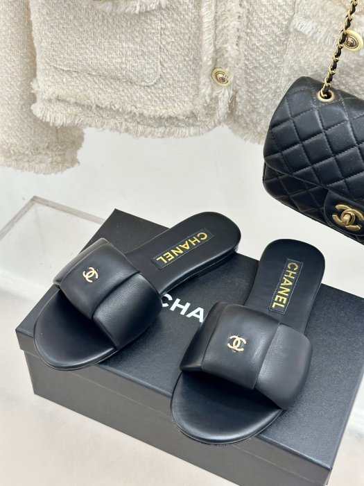 Шлепанцы фото 2