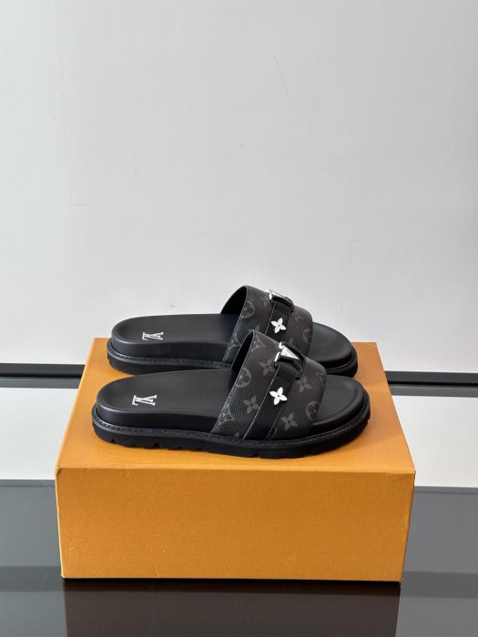 Шлепанцы мужские