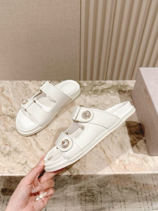 Шльопанці жіночі фото 3