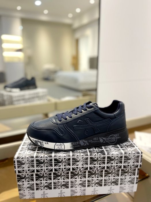 Sneakers Premiata Lander Trainers